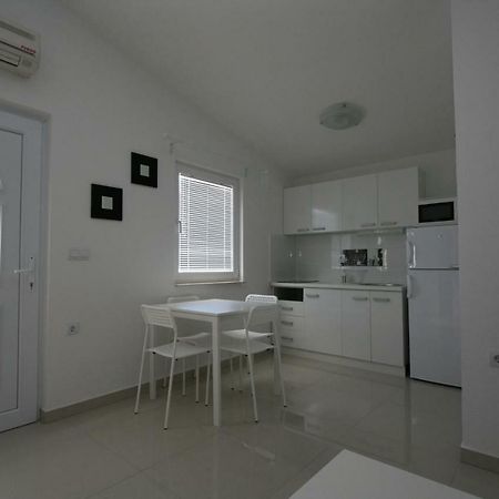 Apartmani Popovic Hoek van Holland Ngoại thất bức ảnh