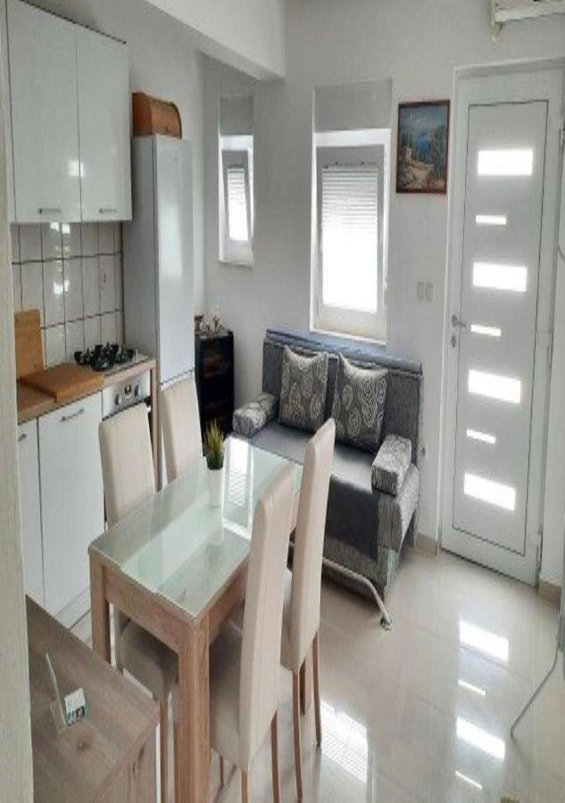 Apartmani Popovic Hoek van Holland Ngoại thất bức ảnh