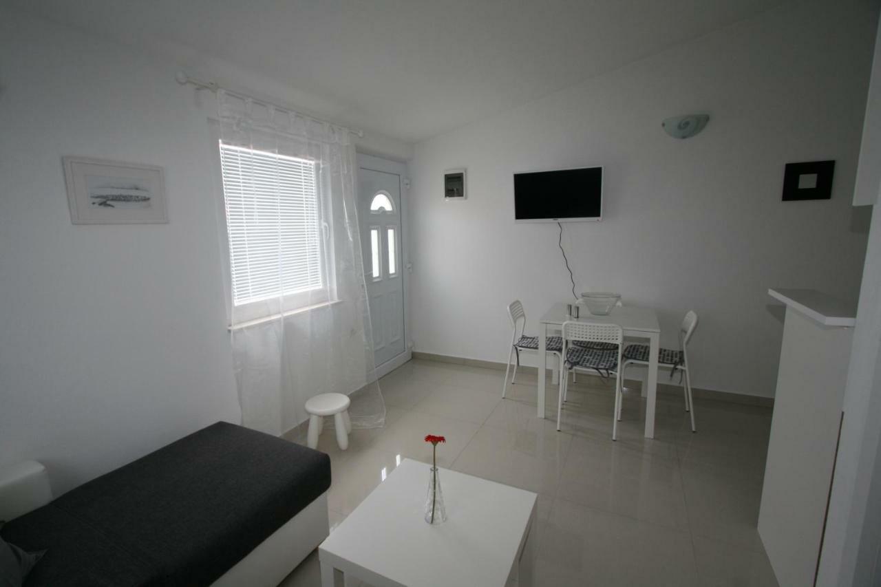 Apartmani Popovic Hoek van Holland Ngoại thất bức ảnh