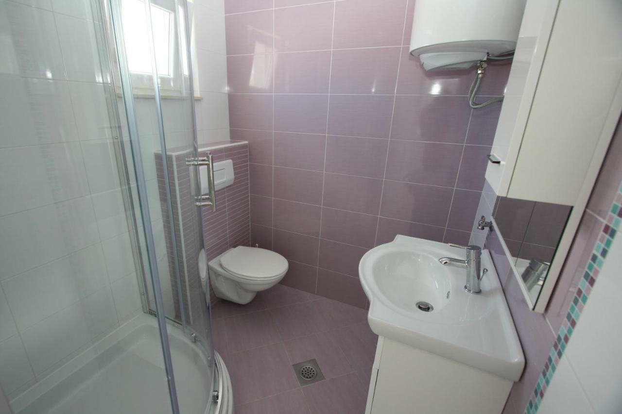 Apartmani Popovic Hoek van Holland Ngoại thất bức ảnh