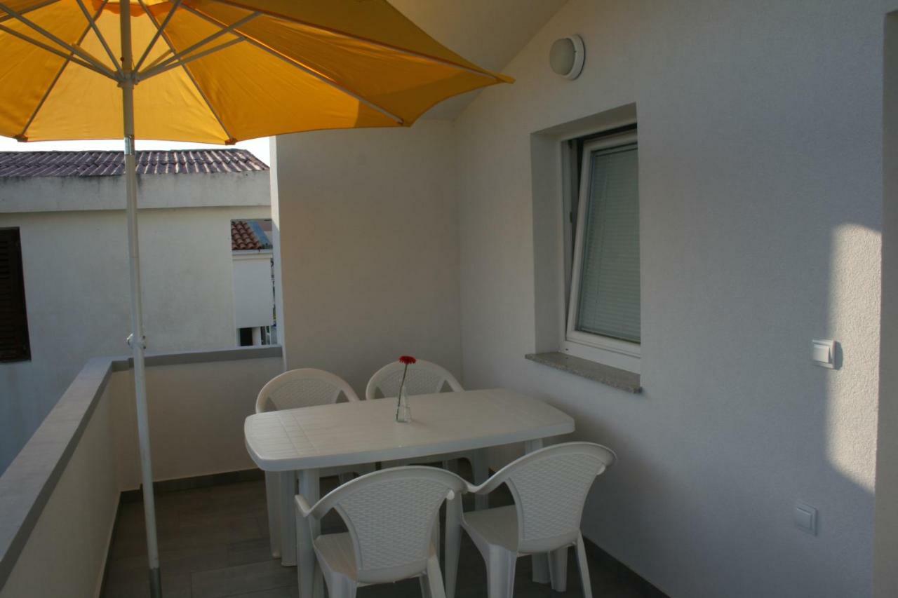 Apartmani Popovic Hoek van Holland Ngoại thất bức ảnh