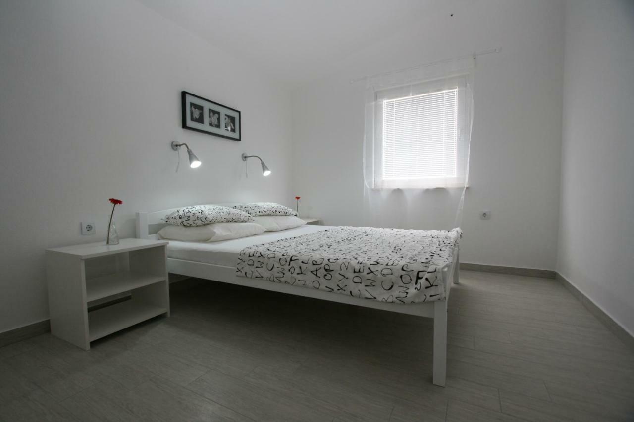 Apartmani Popovic Hoek van Holland Ngoại thất bức ảnh